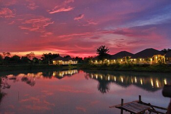pirom lake and resort