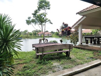 pirom lake and resort