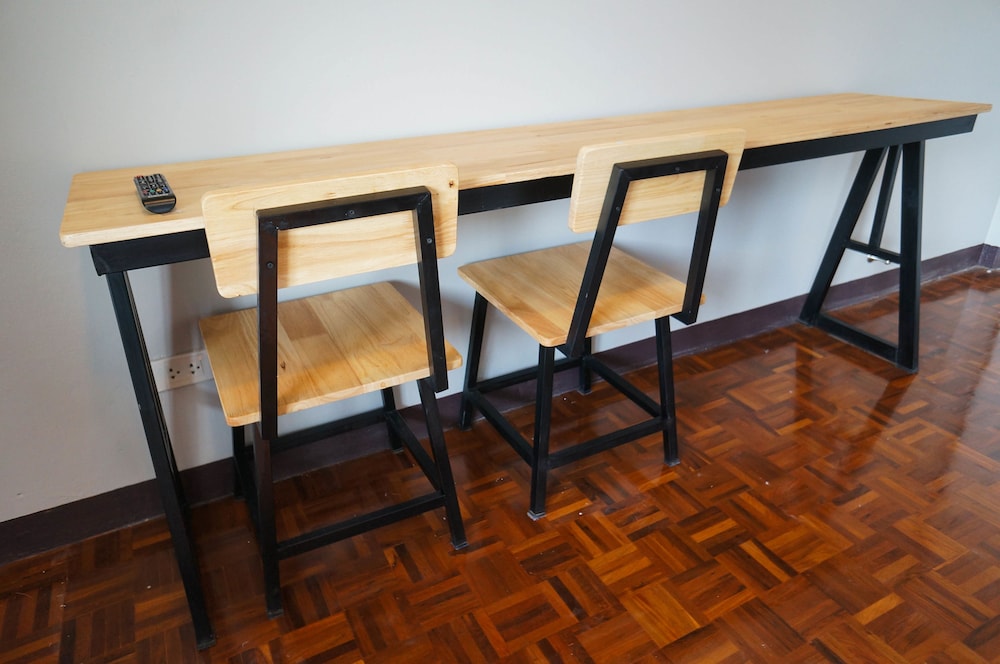 lux rooms night bazaar