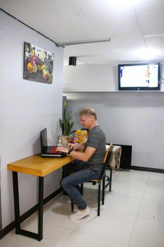 lux rooms night bazaar