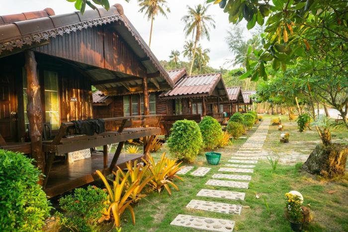 i lay house koh kood