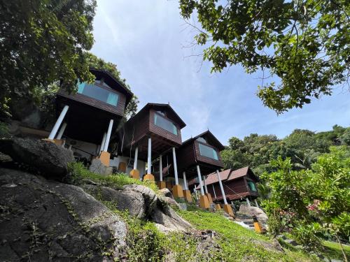 kawarin secret hut hotel and resort