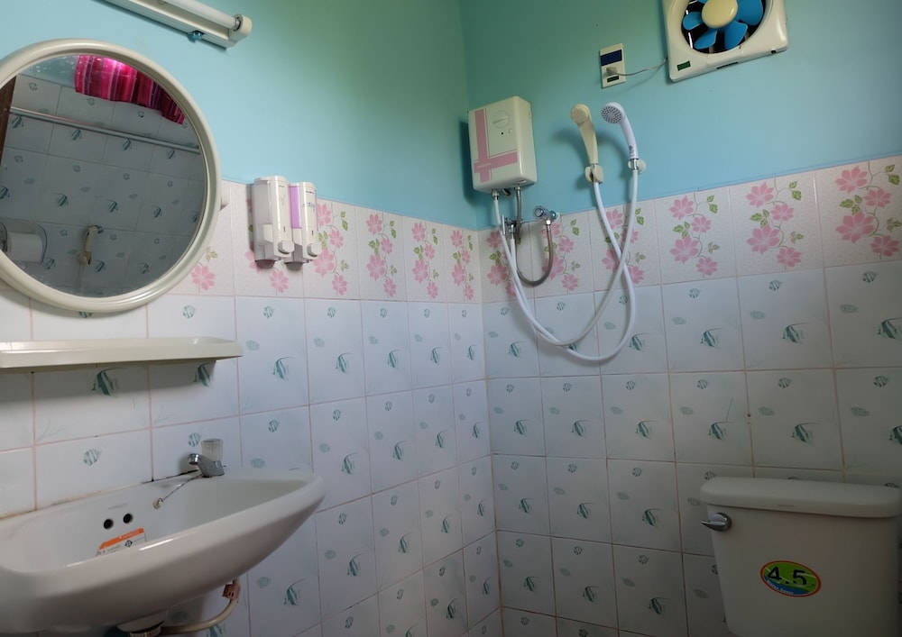 khuan pron holiday home