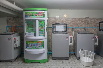 the victory view hostel adults only