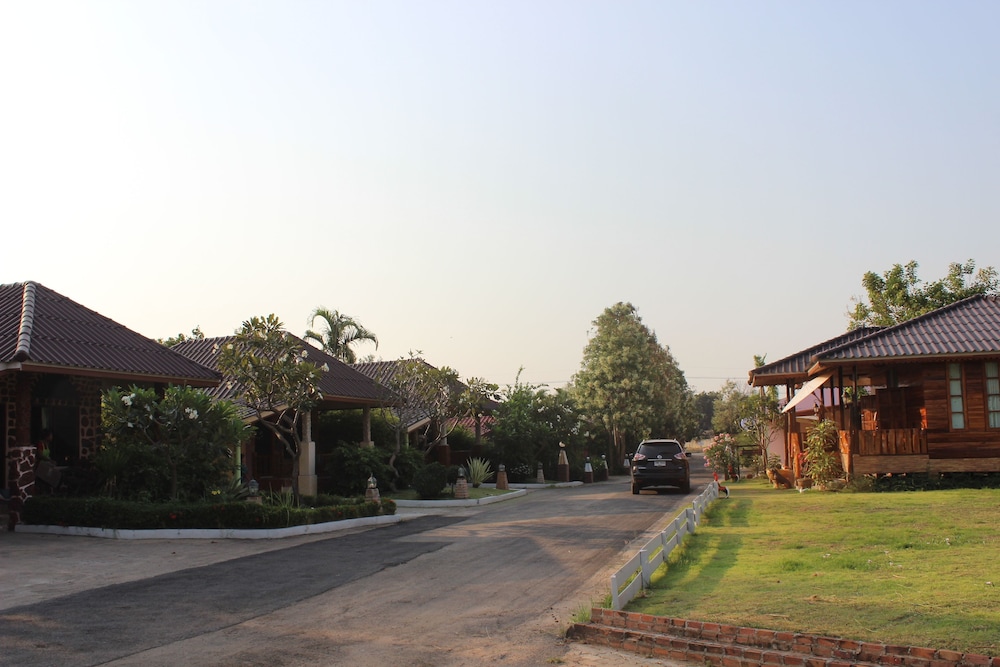 phupha inn resort