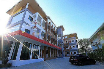 somsamai style apartment