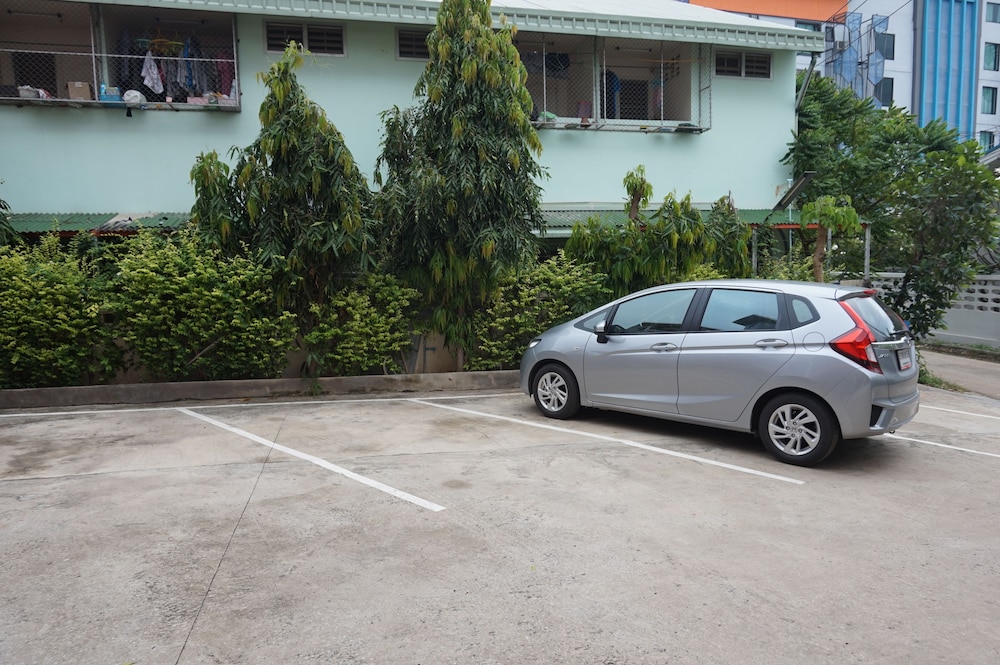 somsamai style apartment