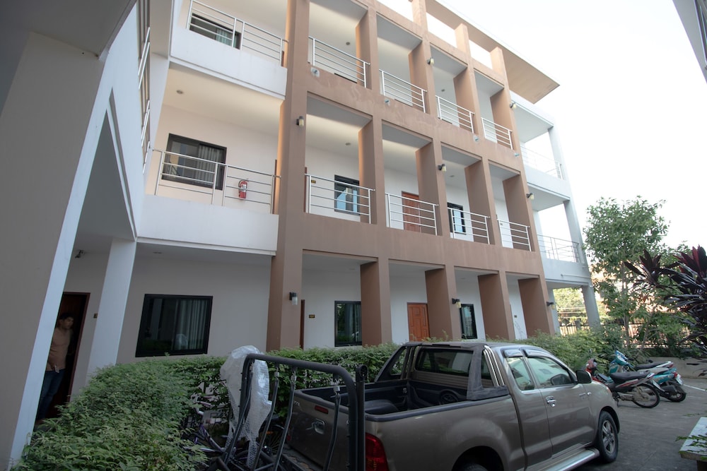 somsamai style apartment