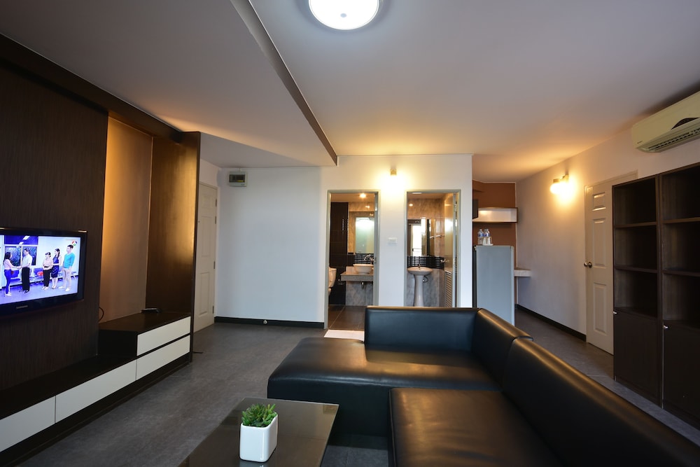 loft salaya