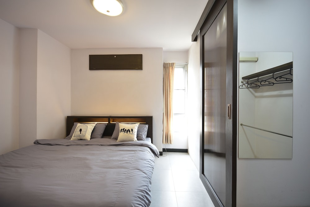 loft salaya
