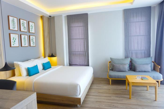 the lake chalong hotel