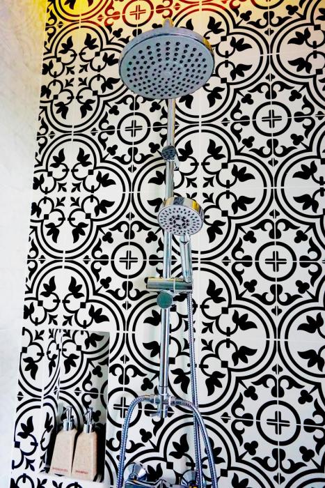 the lake chalong hotel