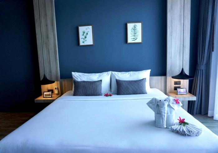 the lake chalong hotel