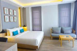 the lake chalong hotel