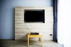 the lake chalong hotel