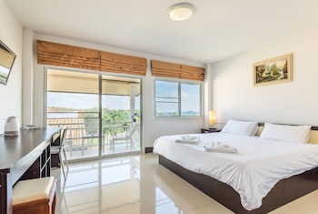 chiangrai lake hill resort