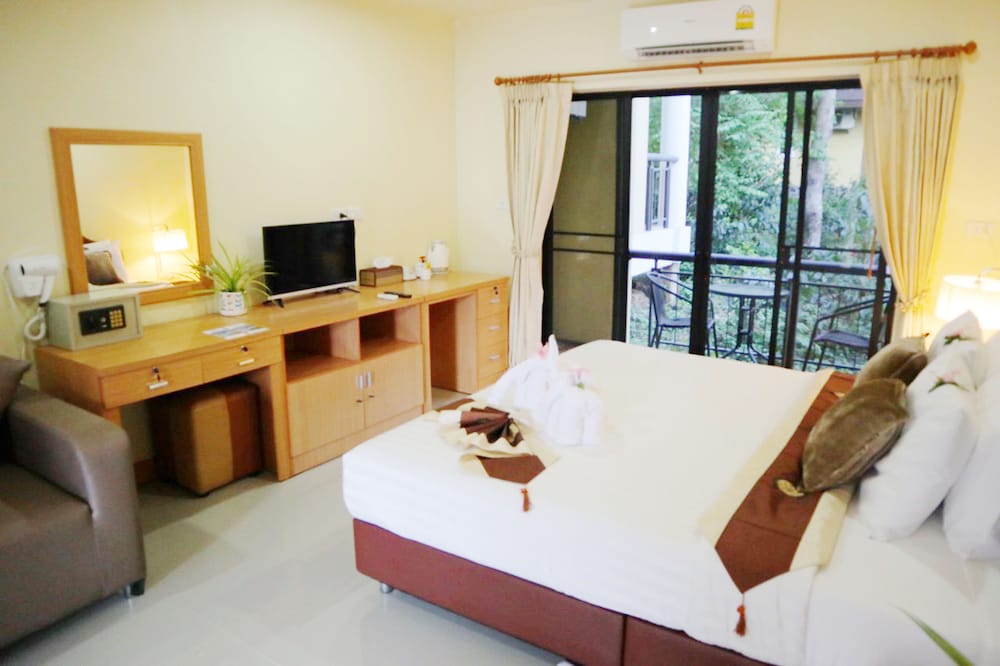 chiangrai lake hill resort