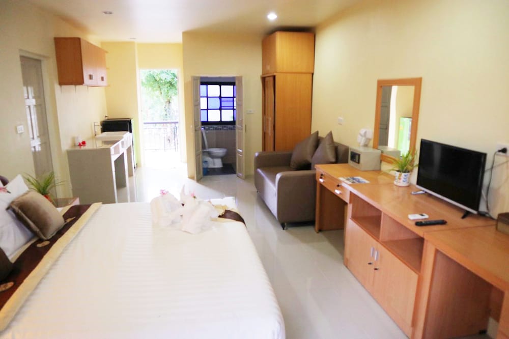 chiangrai lake hill resort