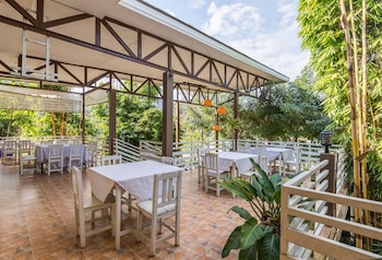 chiangrai lake hill resort