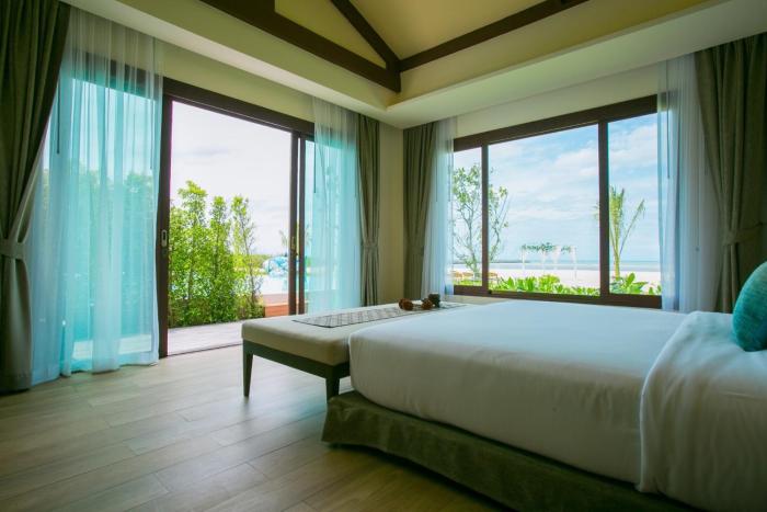 triple tree beach resort