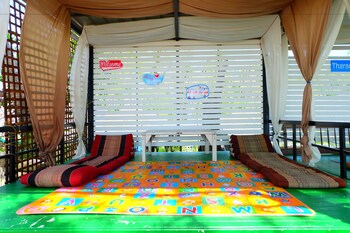 Tharadol Beach Resort,Nakhon Si Thammarat>>Ban Samphao,3 star