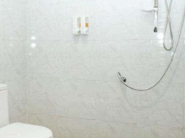 full moon house hostel