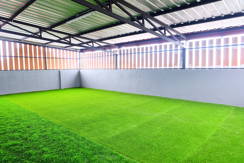 full moon house hostel