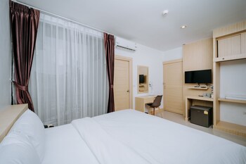 circle inn ao nam mao