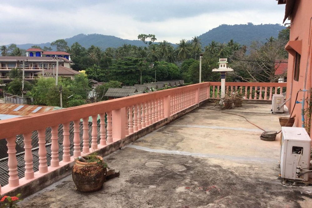 baan natcha