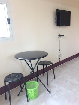 wattanakham serviced apartment