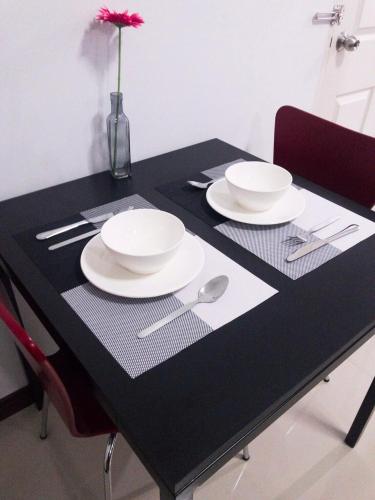 the icon service apartment