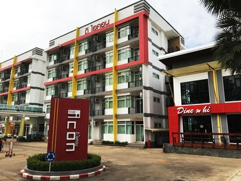 the icon service apartment