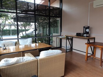 the chill house