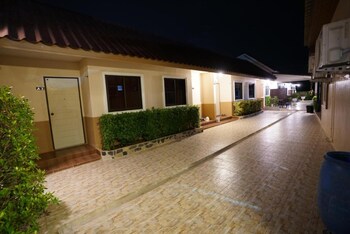 the chill house