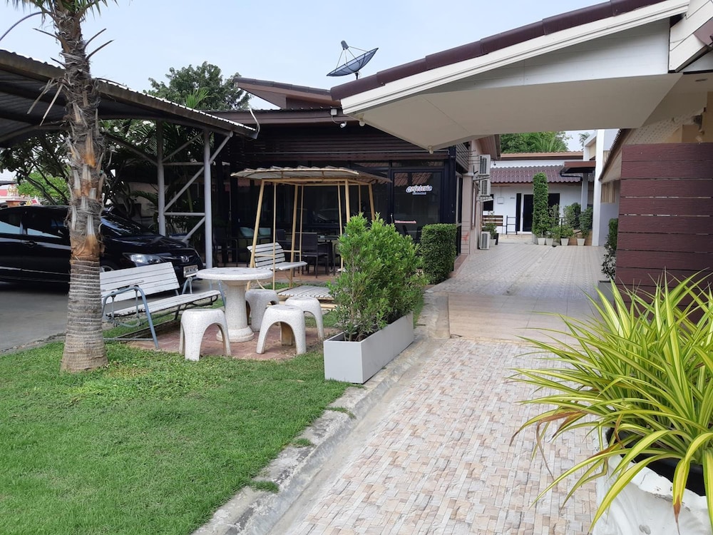 the chill house