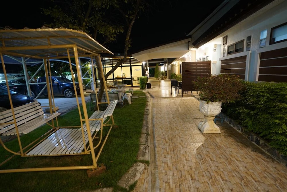 the chill house