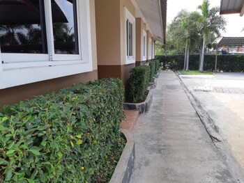 the chill house