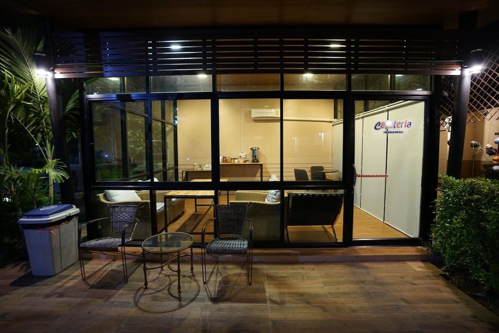 the chill house