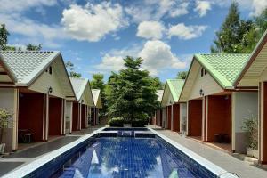 phen waree ampawa resort