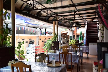 dragon serviced apartment