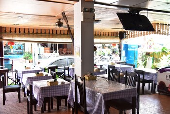 dragon serviced apartment