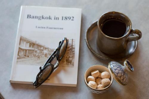 1905 heritage corner