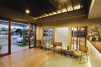 laekhon nonbai hotel