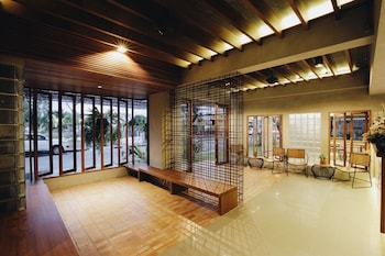 laekhon nonbai hotel