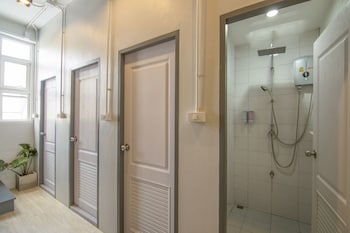 ekanake hostel