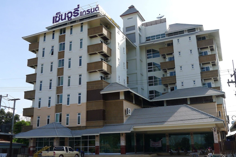 century grand hotel