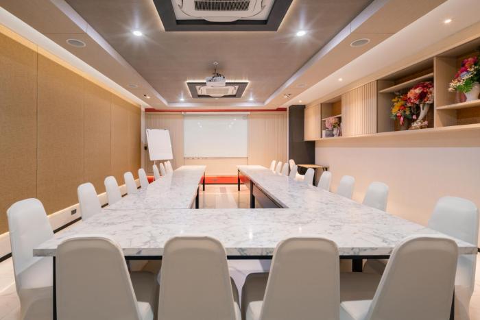 samyan serene hotel