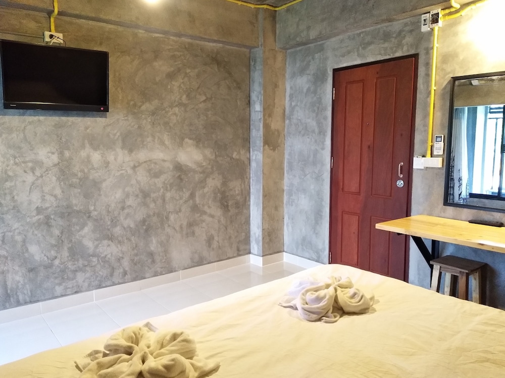 the sky loft hotel