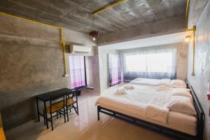 the sky loft hotel