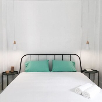 concept yard chiangrai adults only hostel